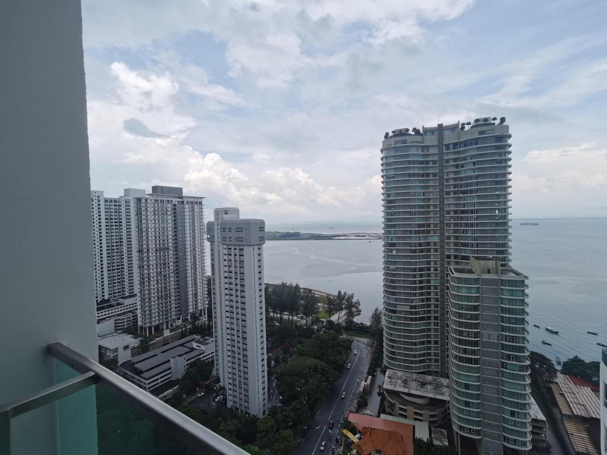 Family Suites At Mansion One By Maj George Town Exterior photo