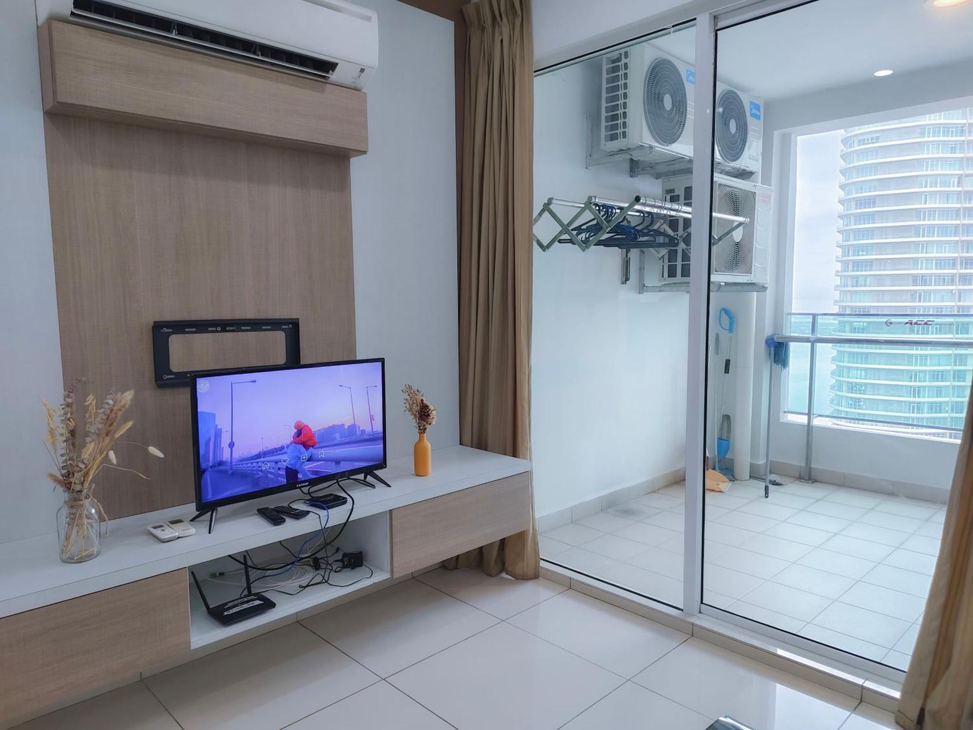 Family Suites At Mansion One By Maj George Town Exterior photo